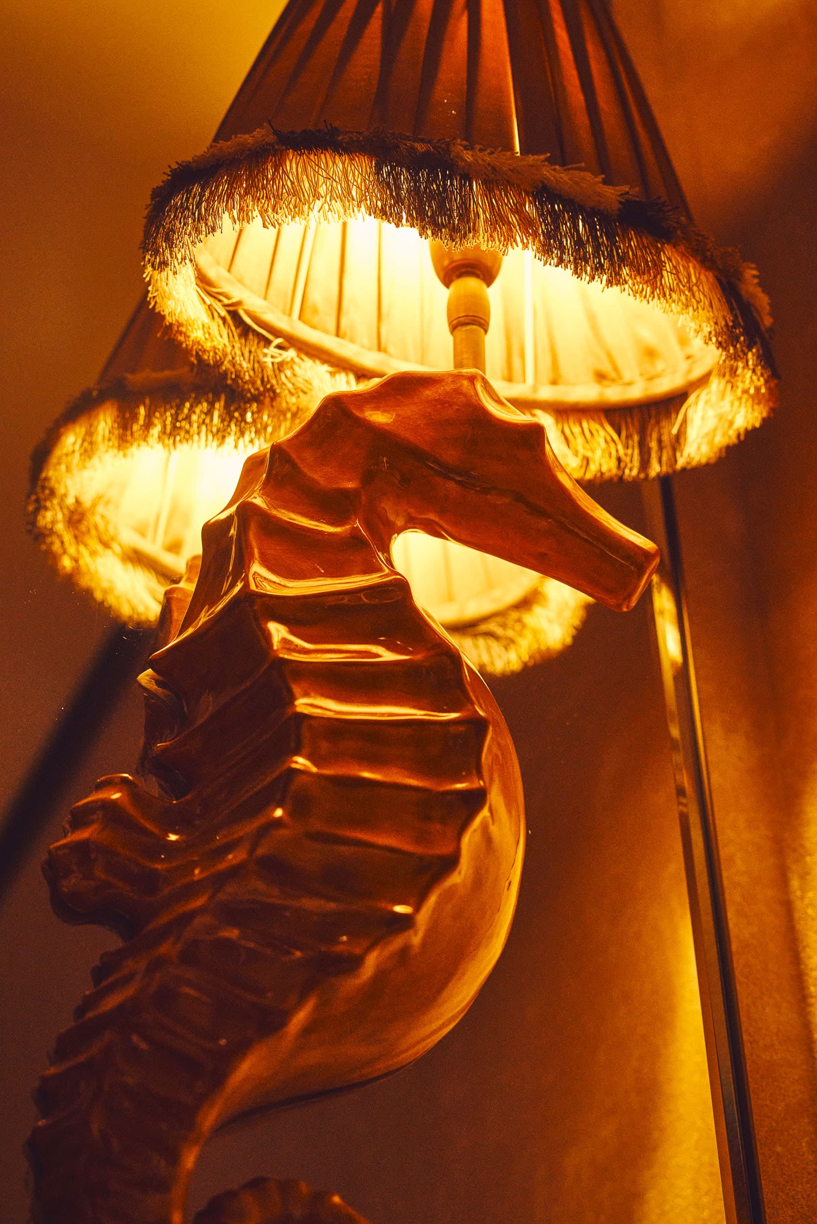 lampe hippocampe hotel brach madrid credit photo guillaume czerw