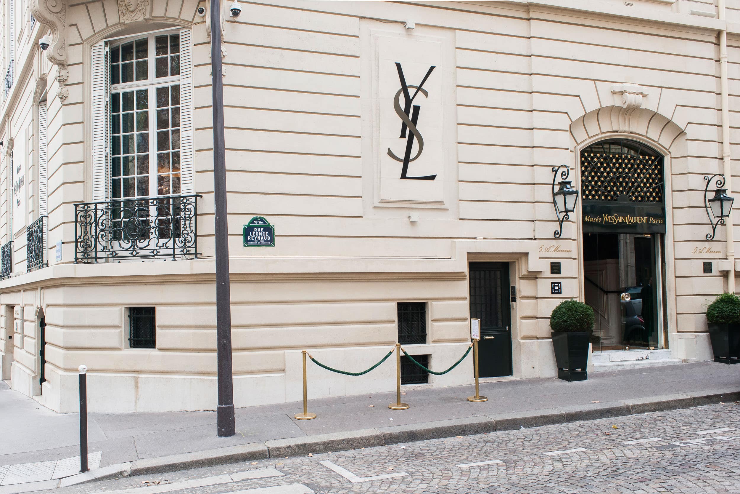 musee yves saint-laurent paris