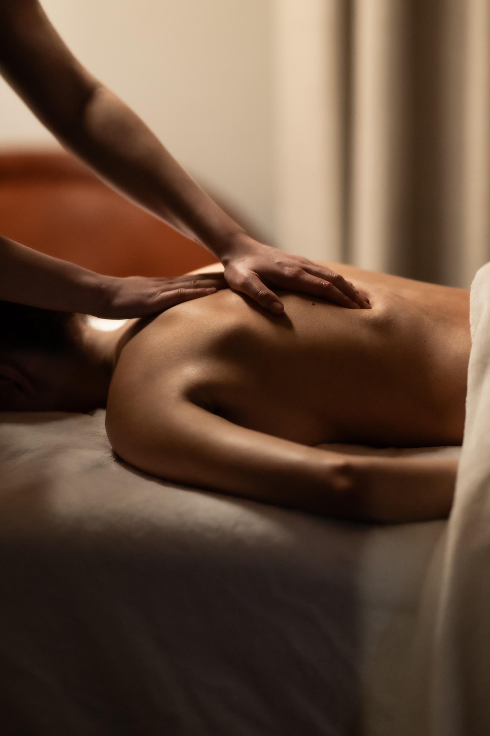 Rituel renaissance-BrachParismassage©julienbenhamoud