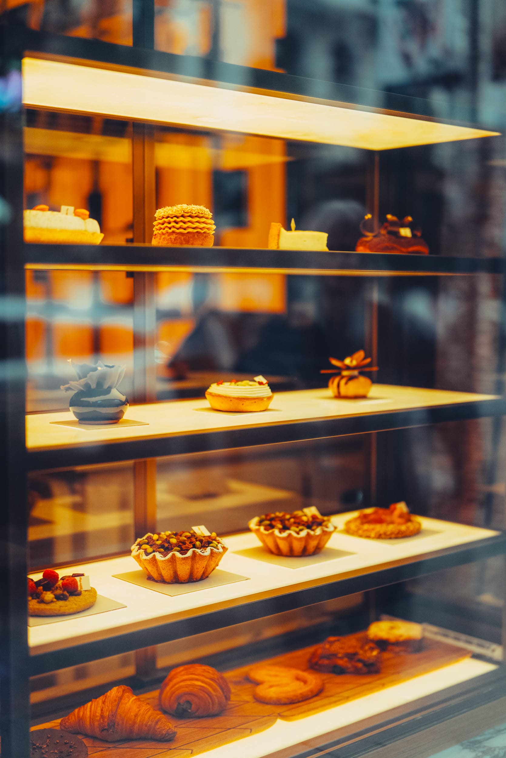 patisserie pastry of brach madrid. copyright odieux bobby 2025