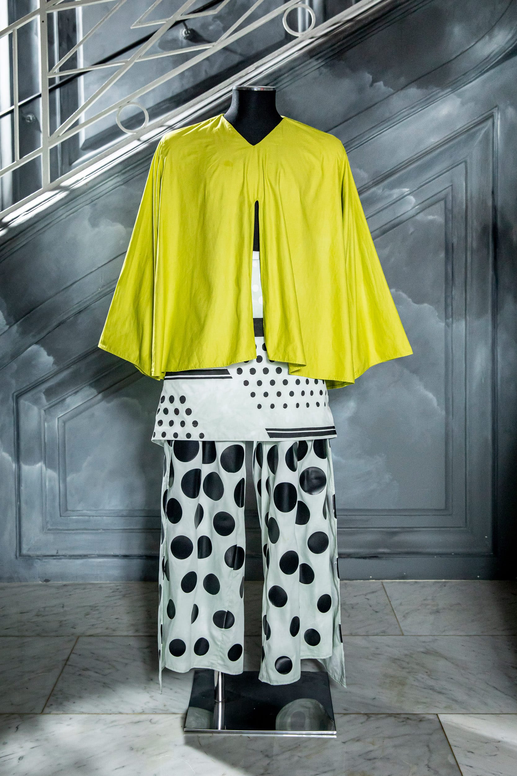 Tenue-Edwar-Lahanque-Prix-Mode-Evok-Collection-2024-crédit-photo-Simon-Detraz