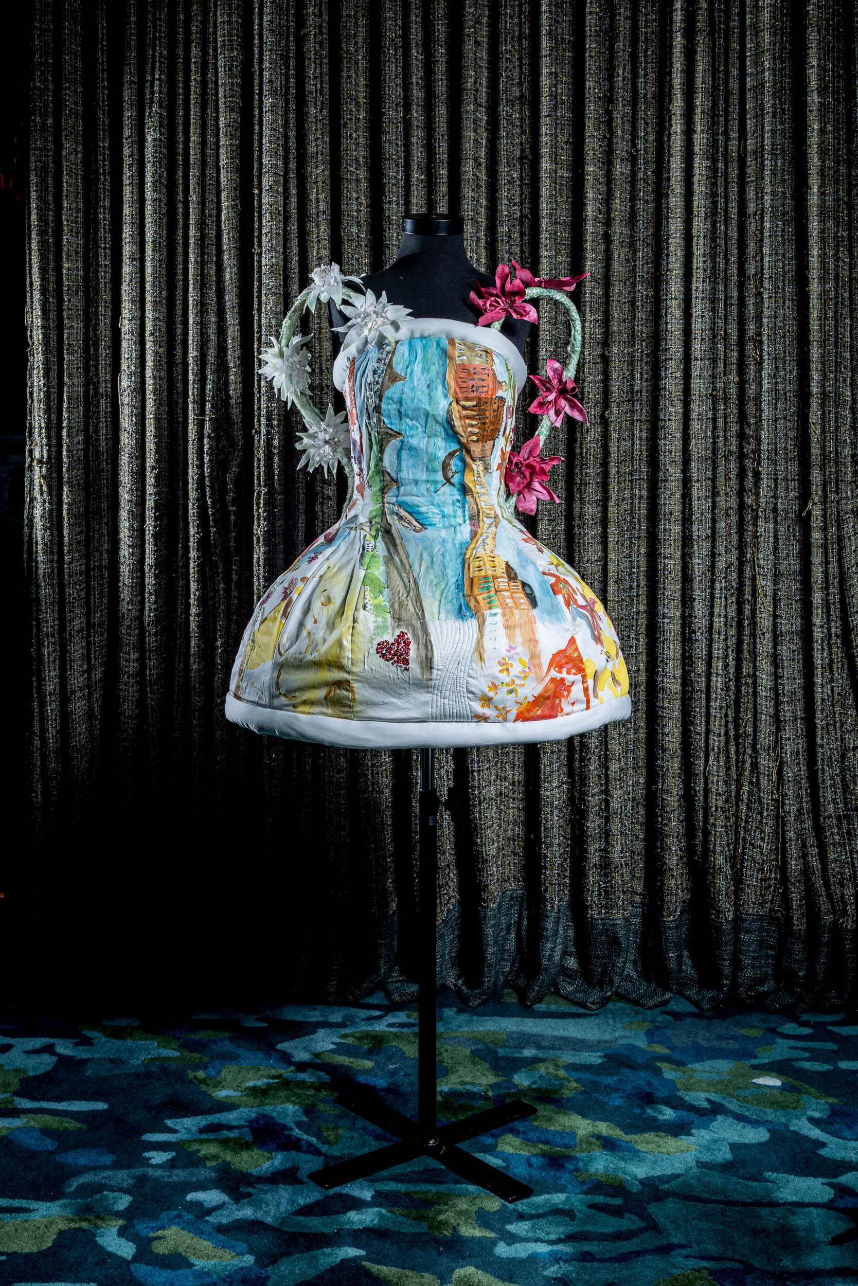 Tenue-Roman-Mignard-Sere-prix-mode-Evok-Collection-crédit-photo-Simon-Detraz