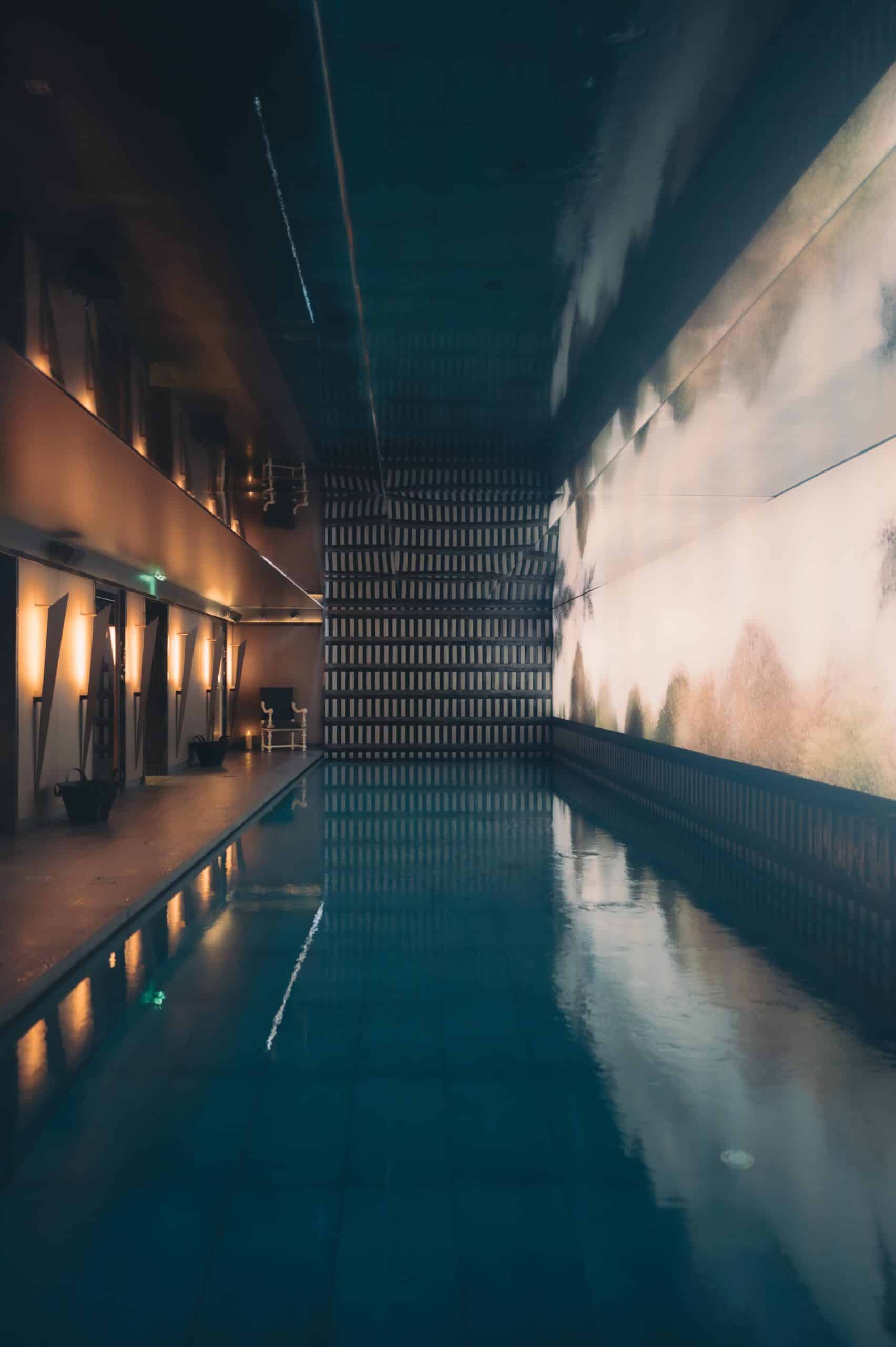Piscine-Nolinski-Paris-crédit-photo-Odieux-Boby