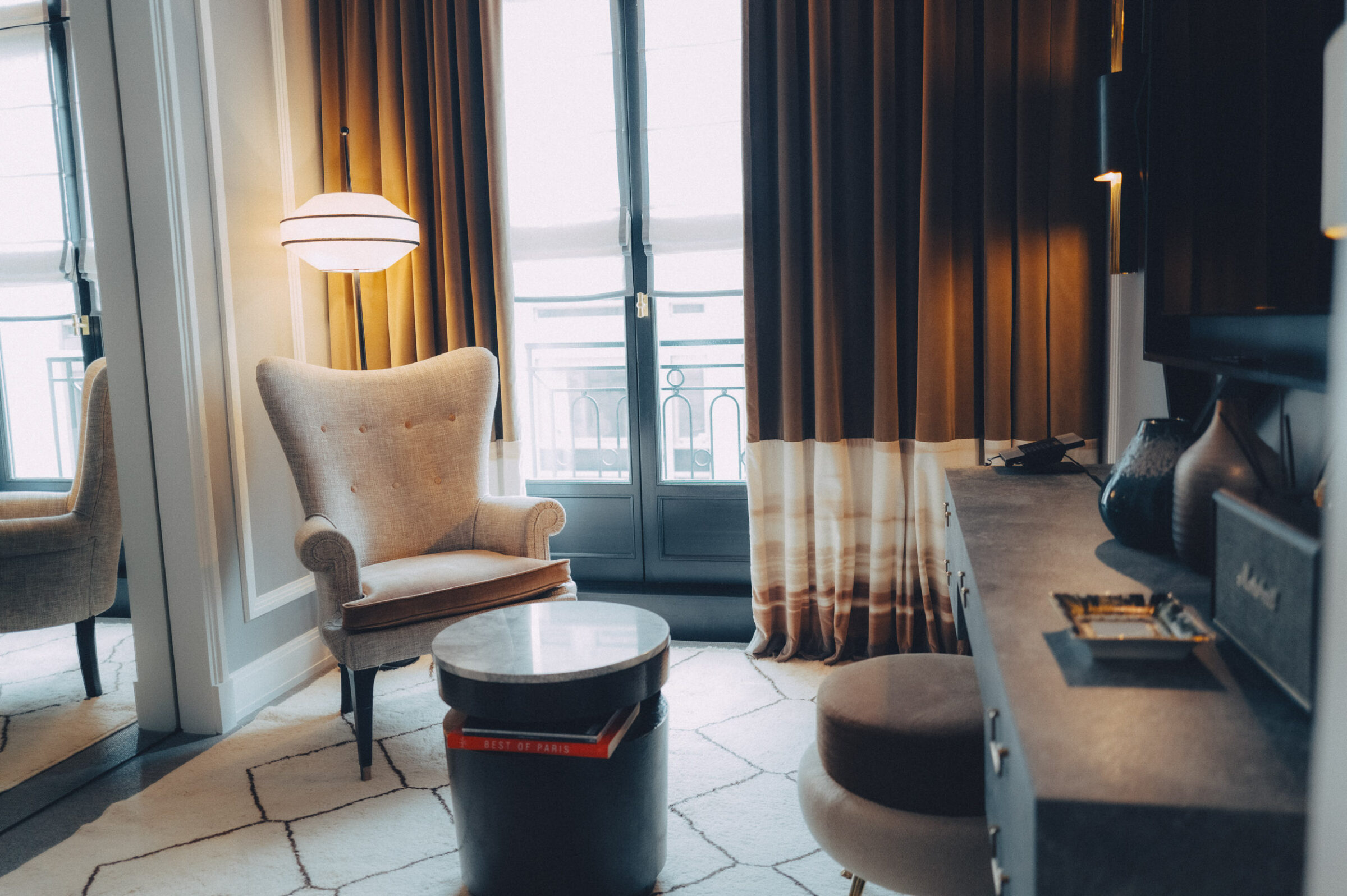bedroom nolinski paris hotel. copyright odieux bobby