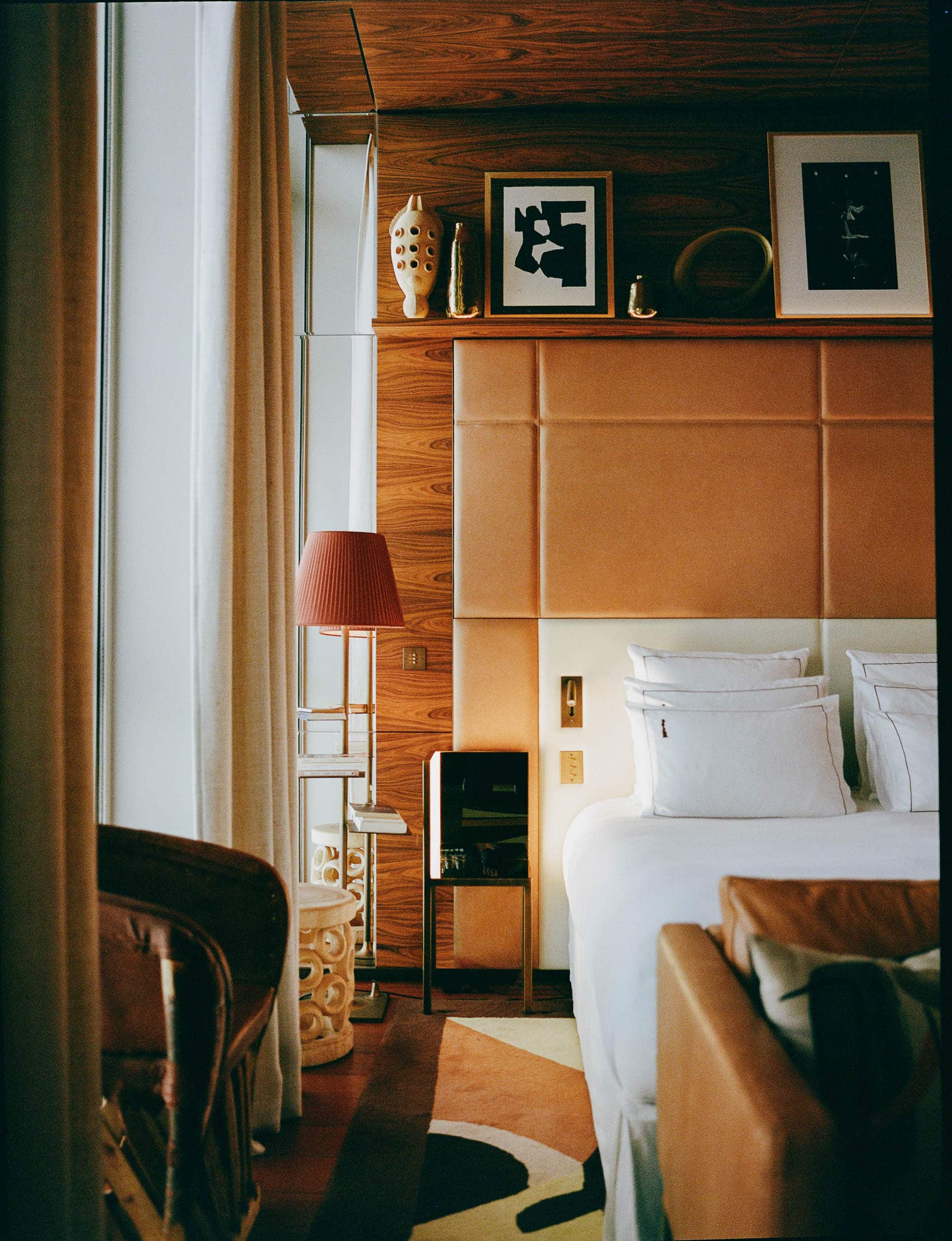 Deluxe-room-Brach_Paris_Julius_Hirtzberger_rooms_32090008