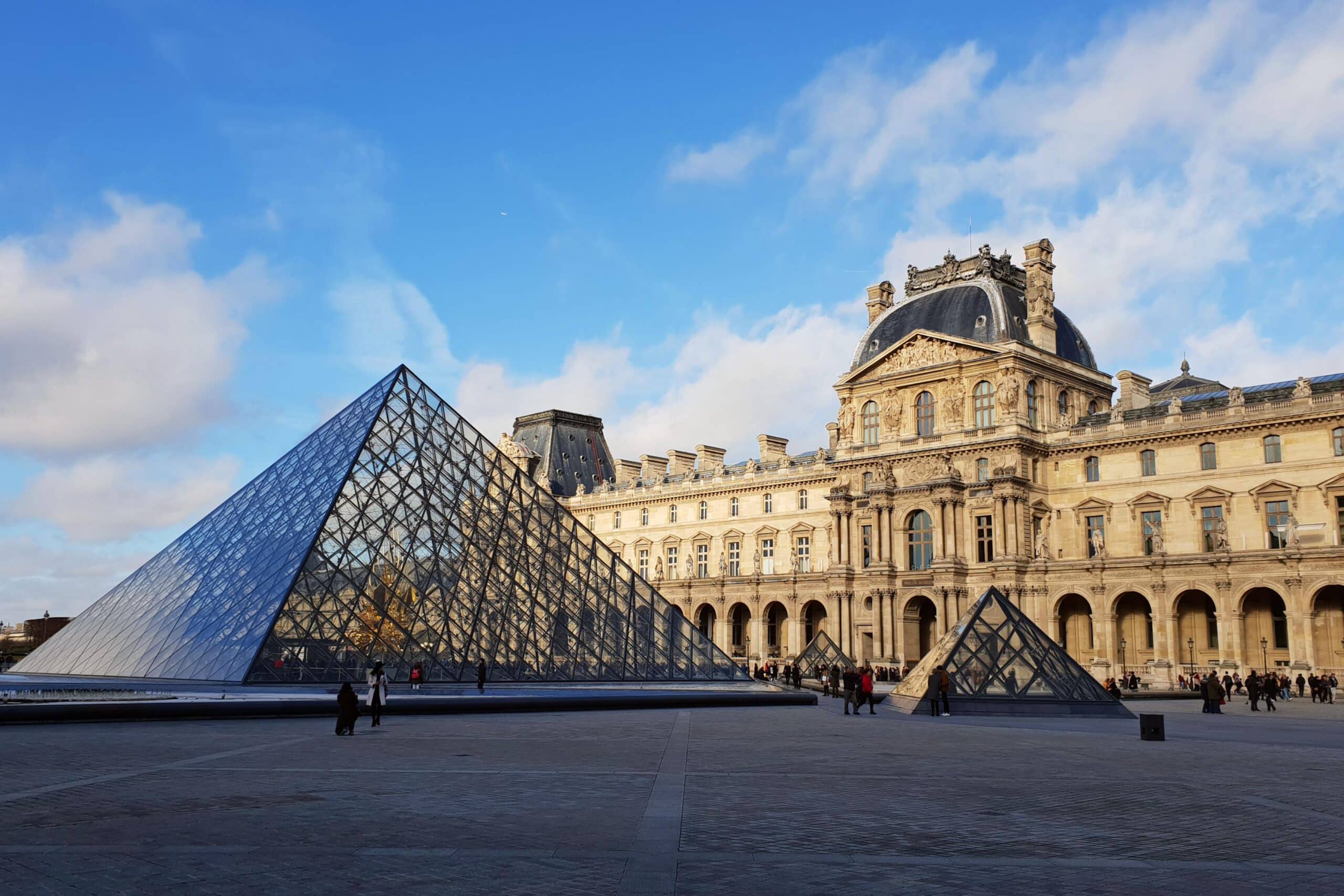Louvre museum near from nolinski paris in the heart of Paris 1st