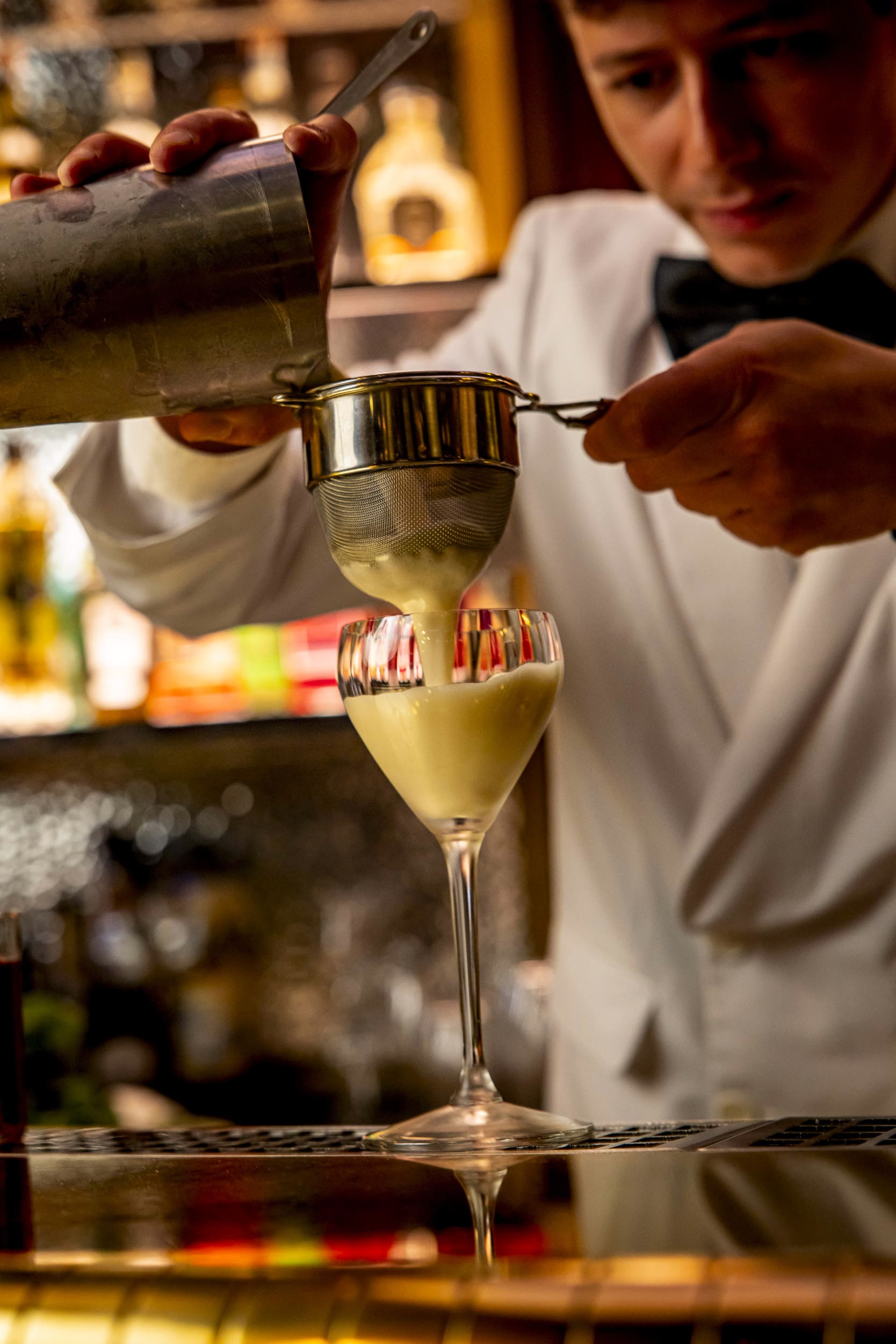 cocktail bar in venice. copyright simon detraz