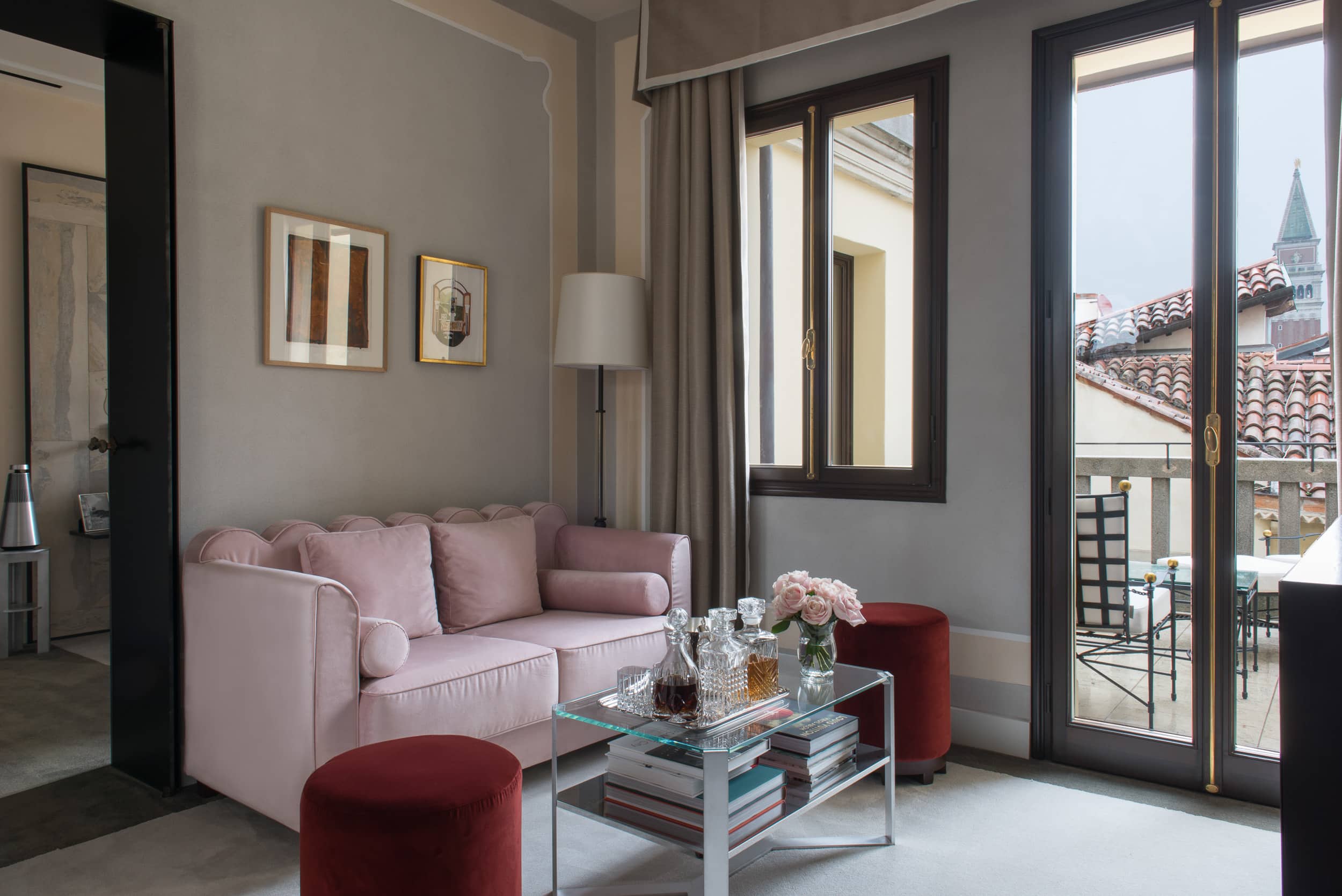 deluxe suite at nolinski venezia. copyright guillaume de laubier
